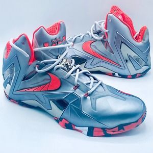 LeBron 11 Elite ‘Team’ NEW (Size 13)